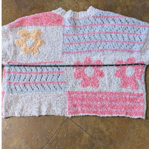 Boho Floral Knit Oversized Cropped Sweater Retro Pastels (Moon & Madison XS) - Picture 8 of 10